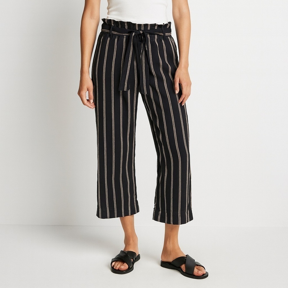 J. Jill Black & Gray Stripe Wide Crop Paper Bag Waist Pants (1063)
